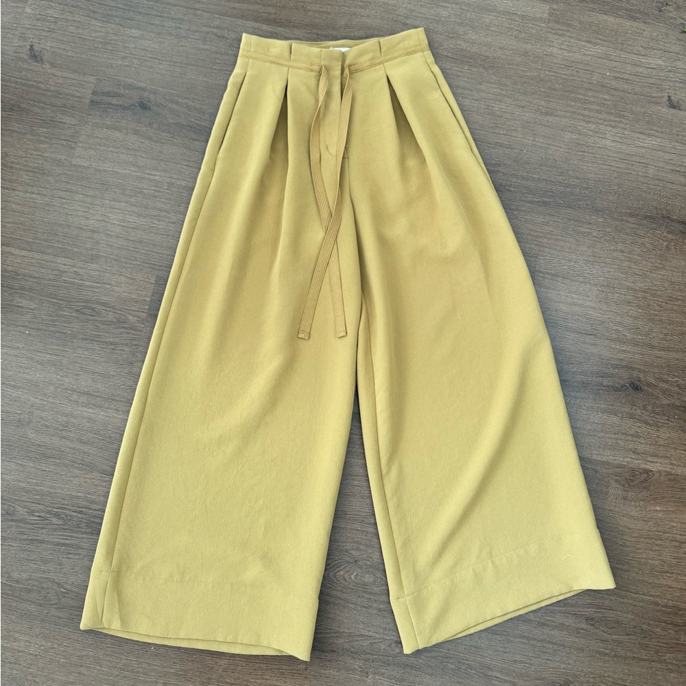 Aritzia Mustard Trouser